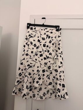 H&M Black and White Floral Wrap-Style Midi Skirt